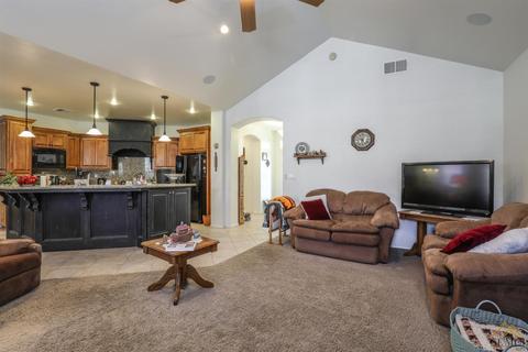 22001 Tiny Ct, Tehachapi, CA 93561 photo 15