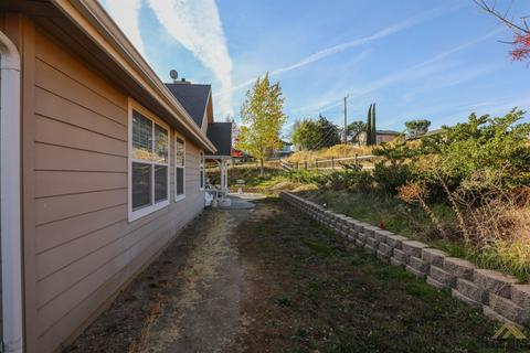 22001 Tiny Ct, Tehachapi, CA 93561 photo 9