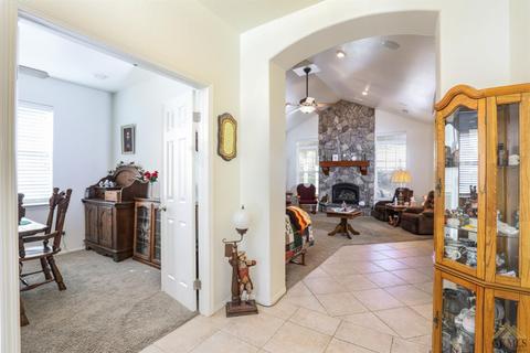 22001 Tiny Ct, Tehachapi, CA 93561 photo 13