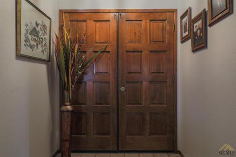 21131 Angel St, Tehachapi, CA 93561 photo 4