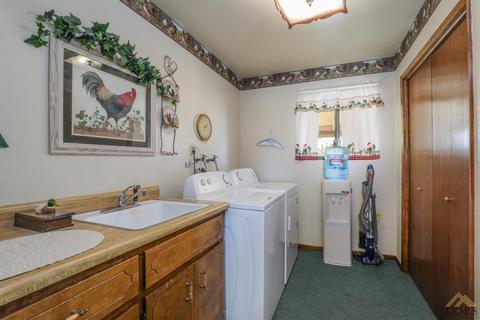 21131 Angel St, Tehachapi, CA 93561 photo 19