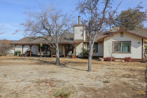 21131 Angel St, Tehachapi, CA 93561 photo 2