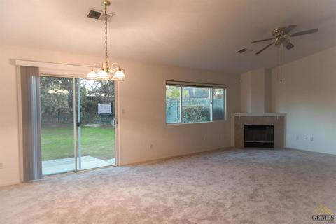 5906 Pendleton Falls Dr, Bakersfield, CA 93314 photo 7