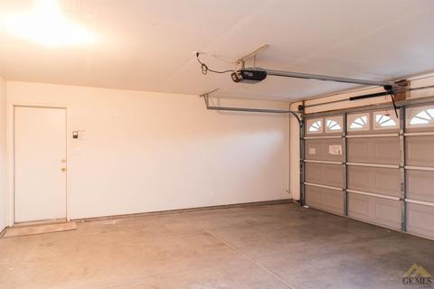 5906 Pendleton Falls Dr, Bakersfield, CA 93314 photo 28