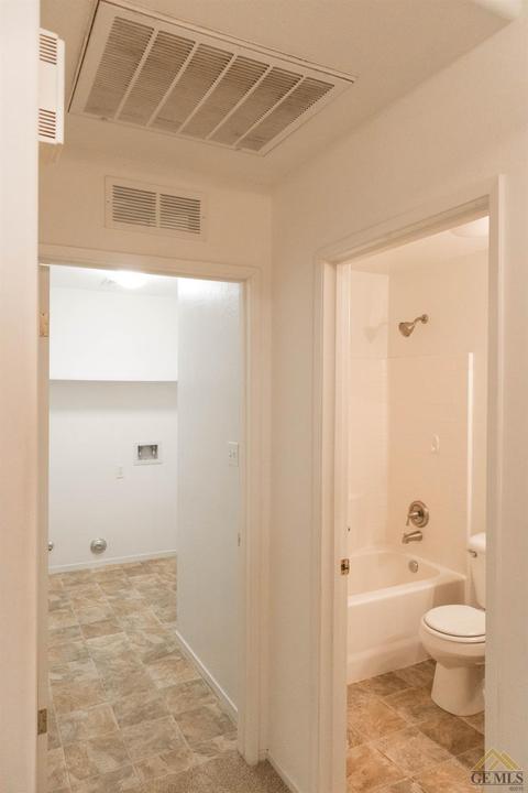 5906 Pendleton Falls Dr, Bakersfield, CA 93314 photo 14