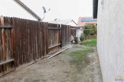 5906 Pendleton Falls Dr, Bakersfield, CA 93314 photo 37