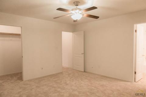 5906 Pendleton Falls Dr, Bakersfield, CA 93314 photo 17