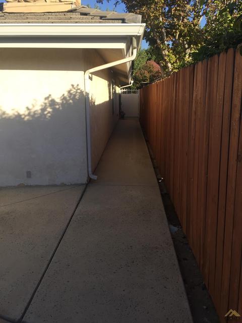 3916 Crescent Dr, Bakersfield, CA 93306 photo 32