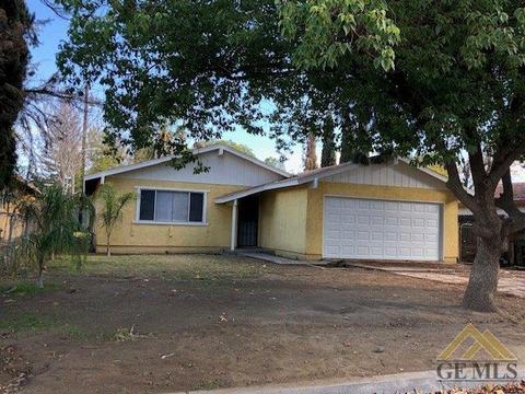 8905 Cheryl St, Lamont, CA 93241 photo 1