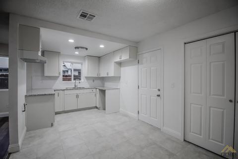 836 Stephen Ct, Wasco, CA 93280 photo 7