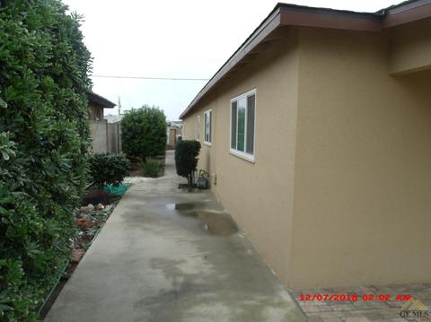 2134 2nd St, Wasco, CA 93280 photo 4