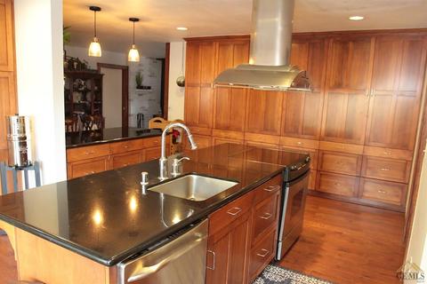 24421 Pueblo Ct, Tehachapi, CA 93561 photo 4