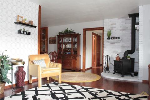 24421 Pueblo Ct, Tehachapi, CA 93561 photo 33