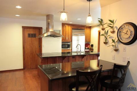 24421 Pueblo Ct, Tehachapi, CA 93561 photo 2