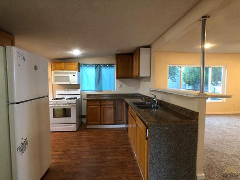 501 D St, Taft, CA 93268 photo 8
