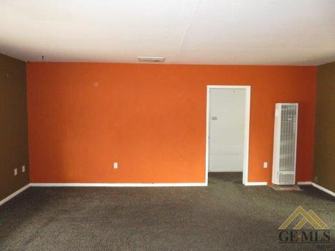 518 Bell Ave, Taft, CA 93268 photo 4