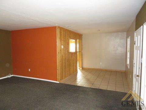 518 Bell Ave, Taft, CA 93268 photo 5