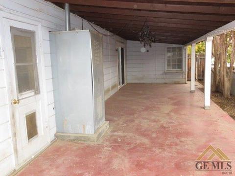 518 Bell Ave, Taft, CA 93268 photo 21