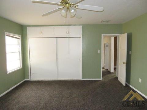 518 Bell Ave, Taft, CA 93268 photo 6
