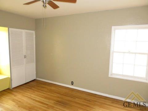 518 Bell Ave, Taft, CA 93268 photo 9