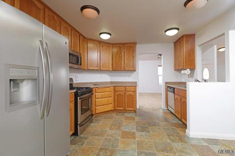 18280 Santa Anita St, Tehachapi, CA 93561 photo 4