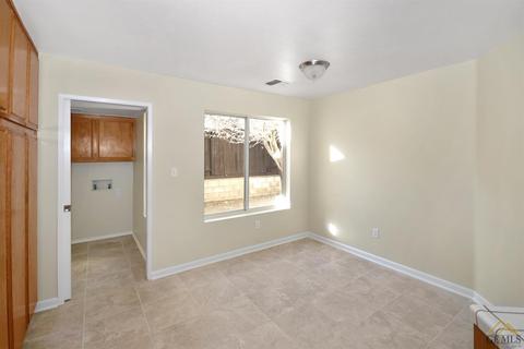 1161 Redwood Ct, Tehachapi, CA 93561 photo 7