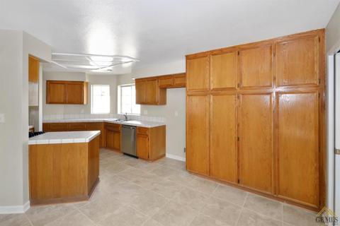 1161 Redwood Ct, Tehachapi, CA 93561 photo 8