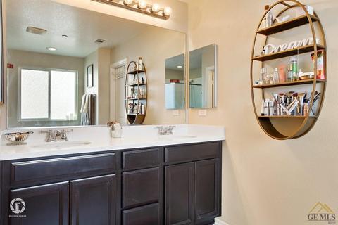 15946 Cusano Pl, Bakersfield, CA 93314 photo 28