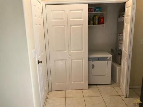 204 W A St, Tehachapi, CA 93561 photo 9