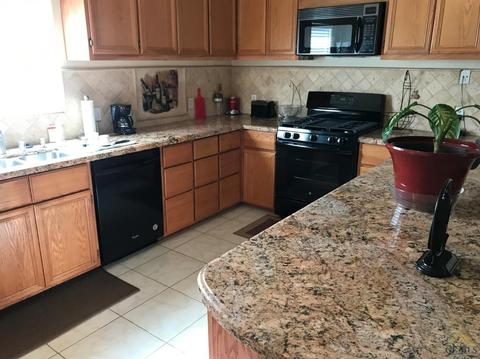 204 W A St, Tehachapi, CA 93561 photo 8