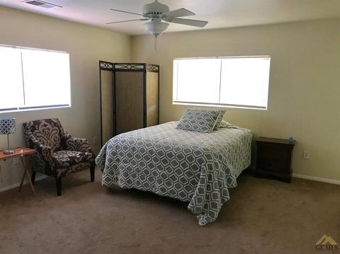 204 W A St, Tehachapi, CA 93561 photo 13