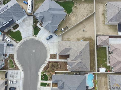 3411 Wicklow Ct, Bakersfield, CA 93314 photo 38