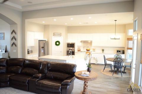 3411 Wicklow Ct, Bakersfield, CA 93314 photo 7