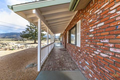 18521 Saint Andrews Dr, Tehachapi, CA 93561 photo 4
