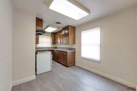 754 Oak Ave, Wasco, CA 93280 photo 7