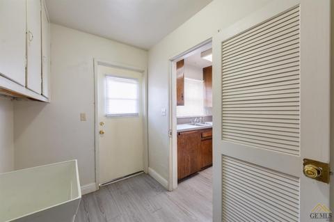 754 Oak Ave, Wasco, CA 93280 photo 9