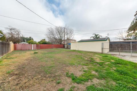 754 Oak Ave, Wasco, CA 93280 photo 3