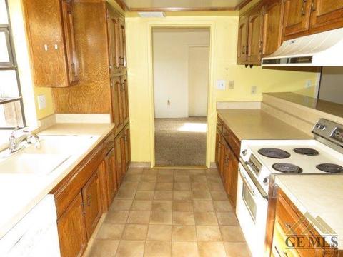 503 Sierra St, Taft, CA 93268 photo 24