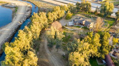 13907 Johnson Rd, Bakersfield, CA 93314 photo 3