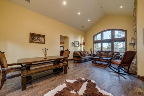 13907 Johnson Rd, Bakersfield, CA 93314 photo 8