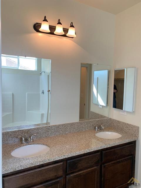 314 Peppermint Ct, Wasco, CA 93280 photo 17