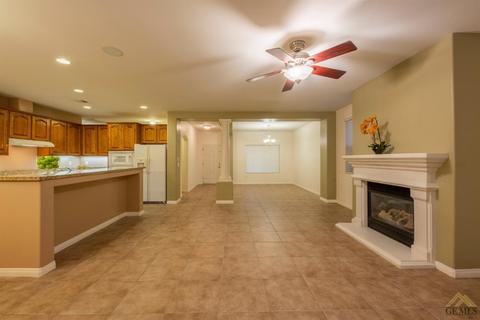 306 Pine Falls Dr, Bakersfield, CA 93314 photo 9
