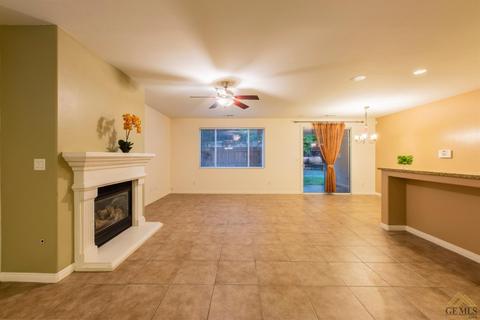 306 Pine Falls Dr, Bakersfield, CA 93314 photo 5