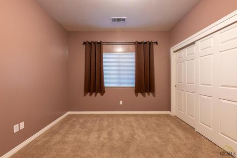 306 Pine Falls Dr, Bakersfield, CA 93314 photo 25