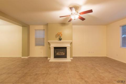 306 Pine Falls Dr, Bakersfield, CA 93314 photo 8