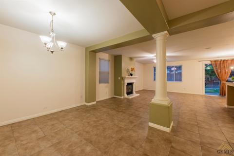 306 Pine Falls Dr, Bakersfield, CA 93314 photo 6