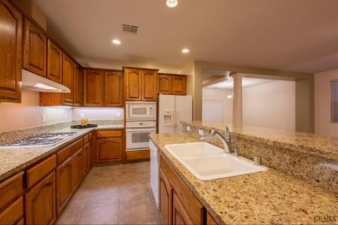 306 Pine Falls Dr, Bakersfield, CA 93314 photo 11