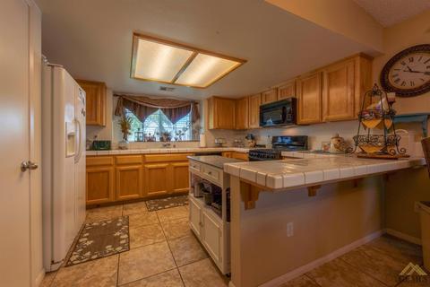 268 Burns Ct, Shafter, CA 93263 photo 9
