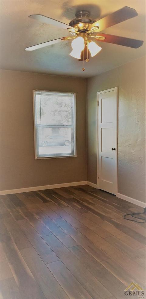 231 Beech St, Bakersfield, CA 93304 photo 14