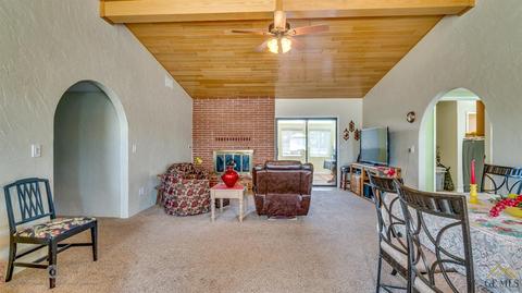21010 Angel St, Tehachapi, CA 93561 photo 3